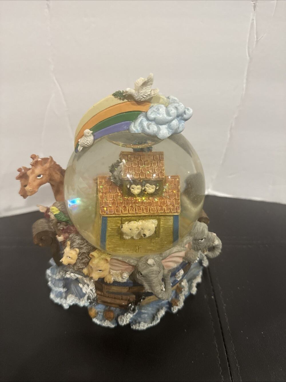 Noahs Ark Musical Water Globe Rainbow Animals Snow Globe Wind Up Collectible